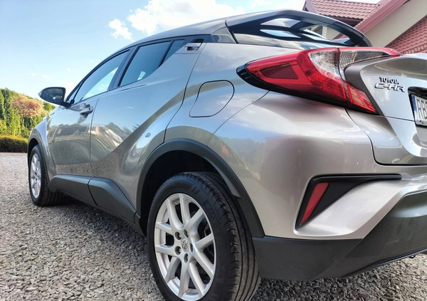 Toyota C-HR cena 83900 przebieg: 88000, rok produkcji 2019 z Kielce małe 529